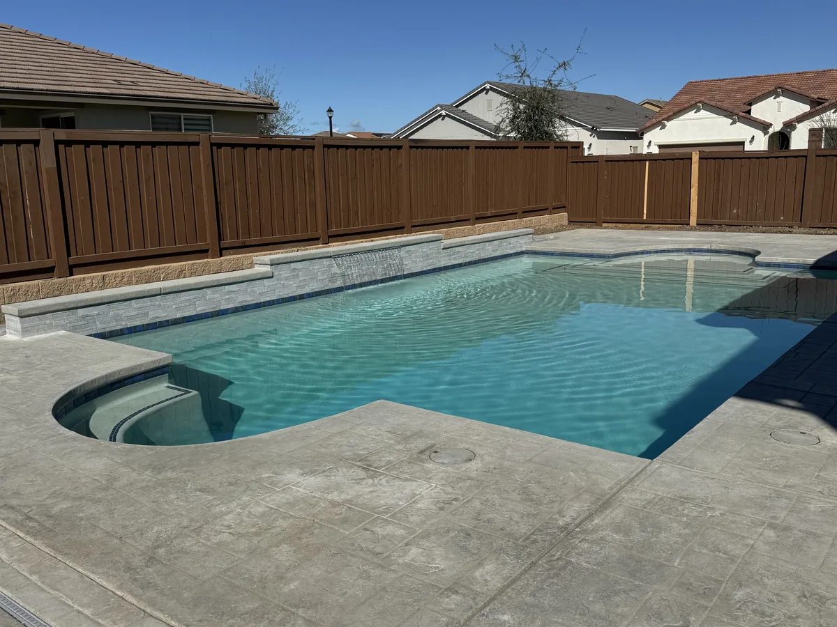 Geometric pool baja shelf steps by Pinnacle Pools and Landscape, Sacramento CA